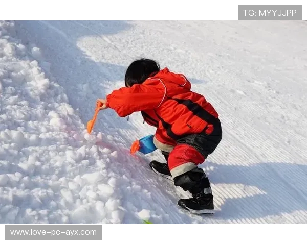 滑雪教练推出“无惧落地”心理课程受热捧