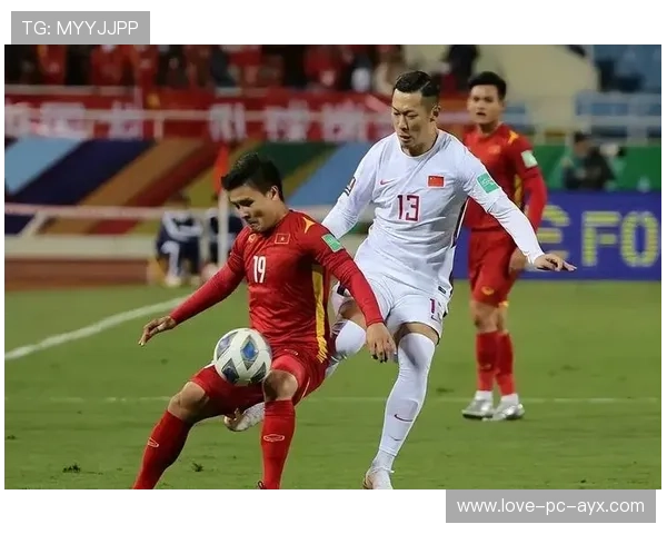 上海海港徐新助攻连连，李明中路破门，携手迎接胜利